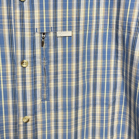 Columbia Omni Shade Blue Plaid Button Down Short Sleeve Mens XL - Picture 3 of 6